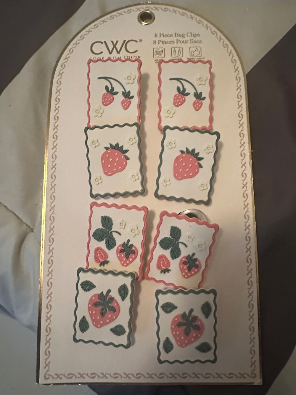 CWC Strawberry magnetic Clip Set - Pink & Green Accents BNWT